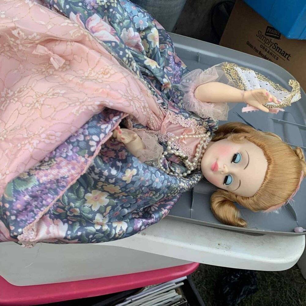 Madame Alexander Marie Antoinette doll large vintage rare